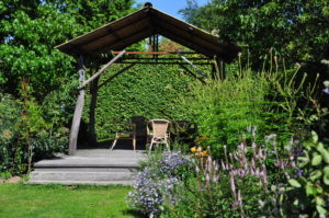 Salettl im Rosengarten